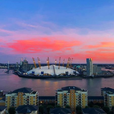 London Skylineviews 2 Bed 2 Bath Flat Near Canary Wharf, O2 & Excel المظهر الخارجي الصورة